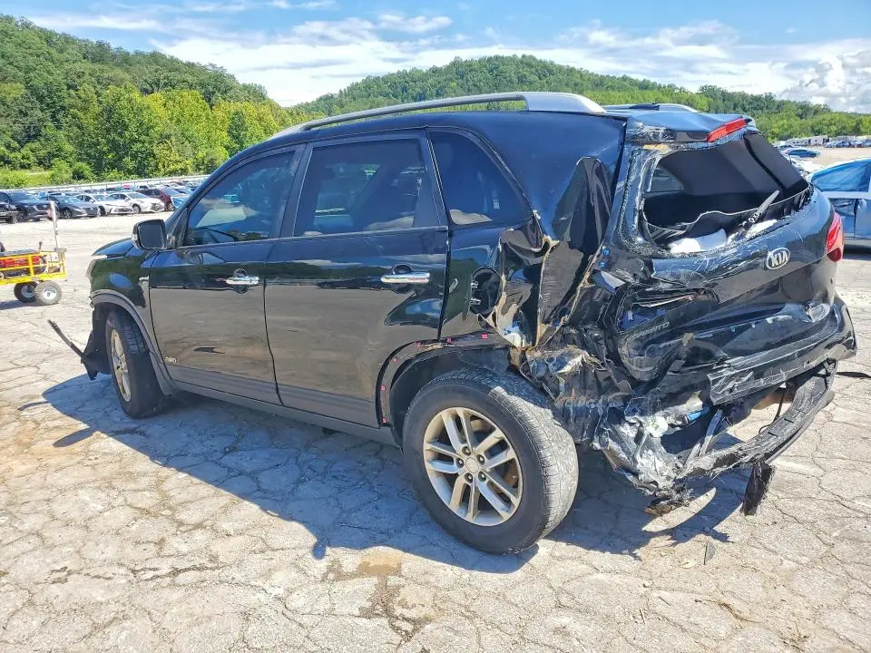 2015 KIA SORENTO LX  