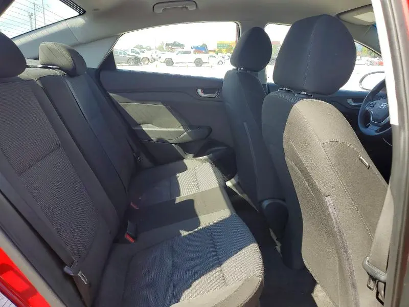 2018 HYUNDAI ACCENT SE  