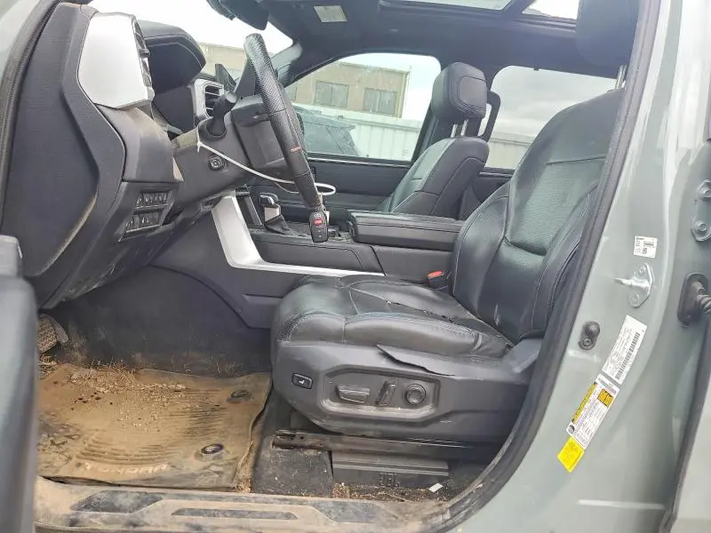 2024 TOYOTA TUNDRA PLATINUM  