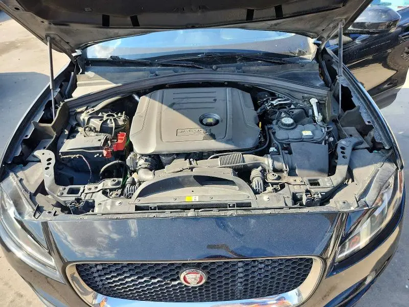 2017 JAGUAR F-PACE PREMIUM  