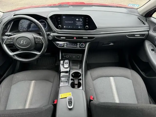 2021 HYUNDAI SONATA SEL  