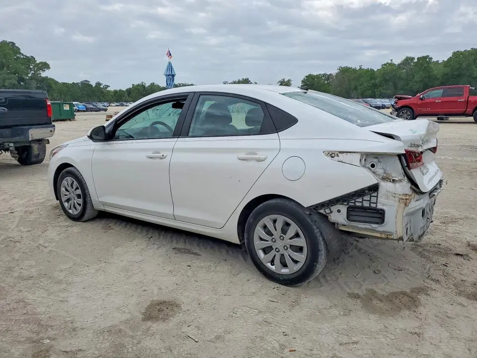 2022 HYUNDAI ACCENT SE  