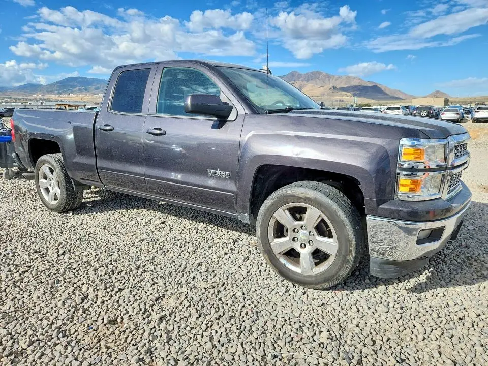 2015 CHEVROLET SILVERADO C1500 LT  