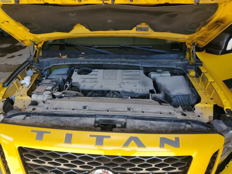 2017 NISSAN TITAN PRO-4X  