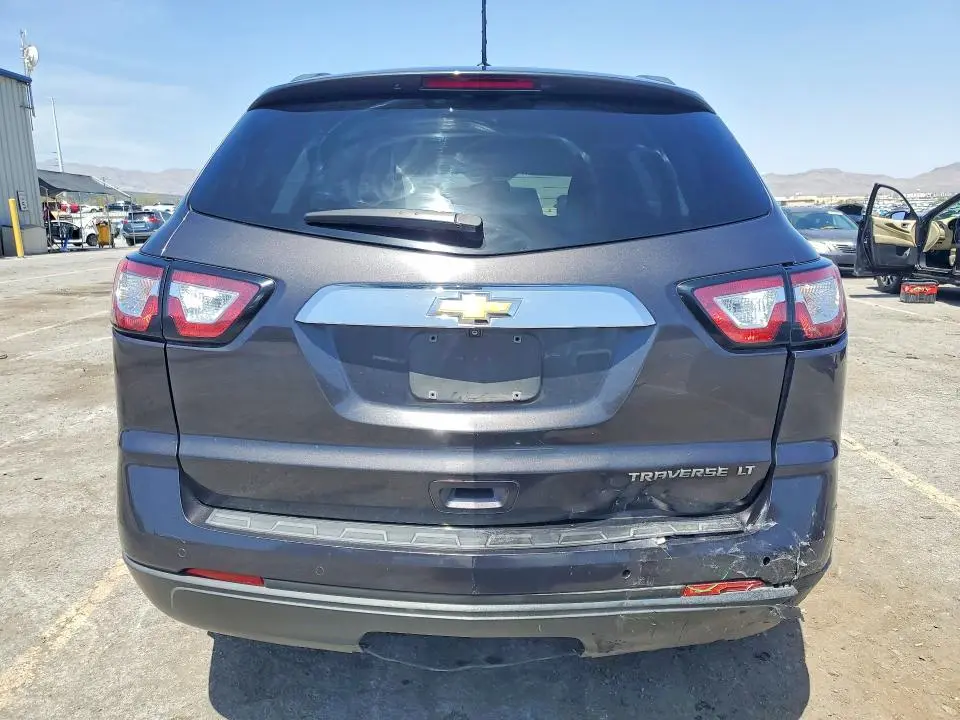 2014 CHEVROLET TRAVERSE LT  