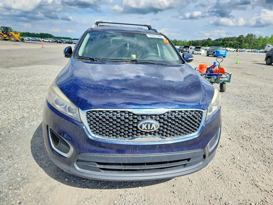 2016 KIA SORENTO LX V6  