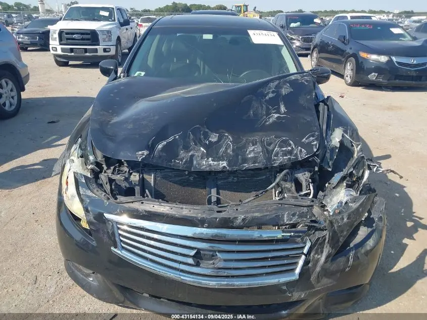 2010 INFINITI G37 JOURNEY