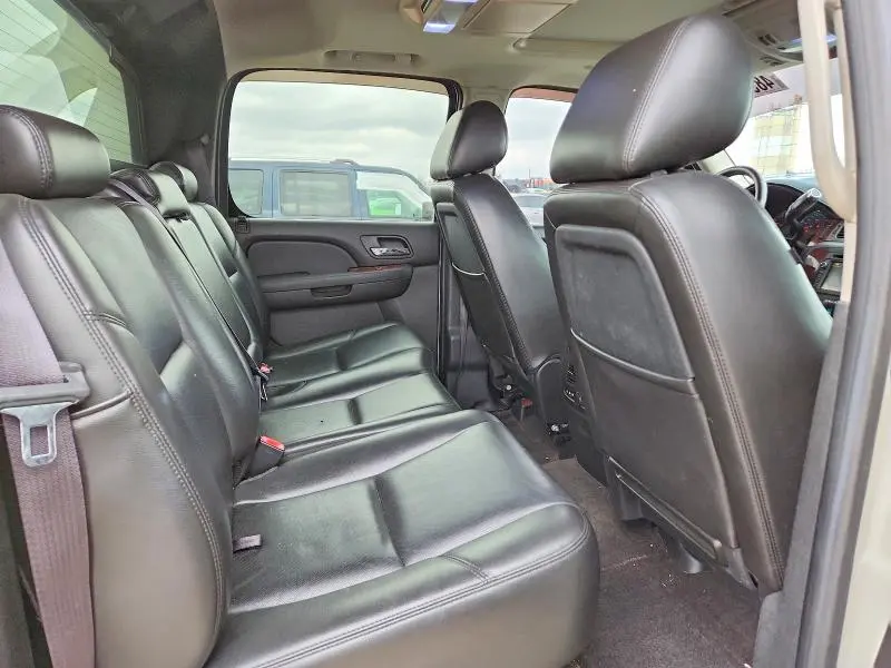 2011 CHEVROLET AVALANCHE LTZ  
