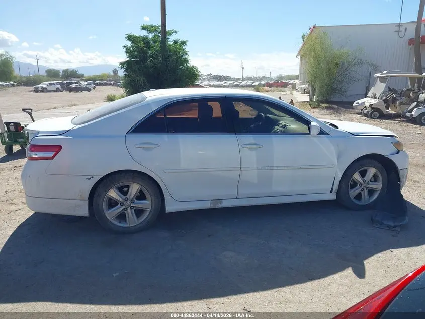 2010 TOYOTA CAMRY SE