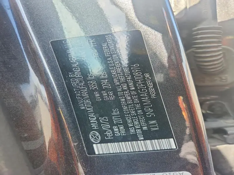 2023 HYUNDAI ELANTRA SEL  