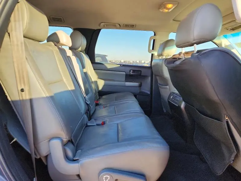 2012 TOYOTA SEQUOIA SR5  