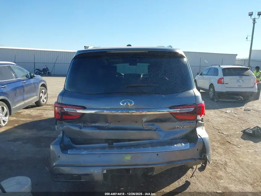 2018 INFINITI QX80  
