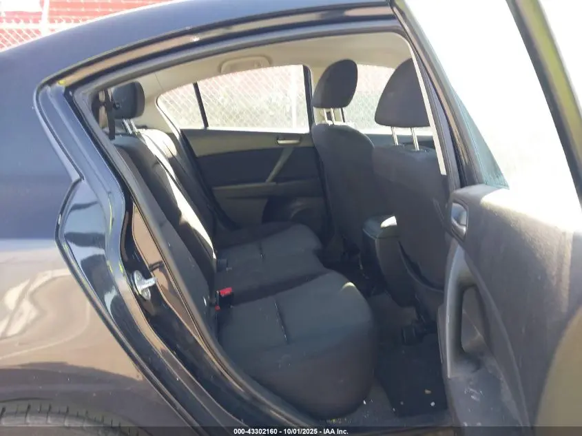 2011 MAZDA MAZDA3 I TOURING