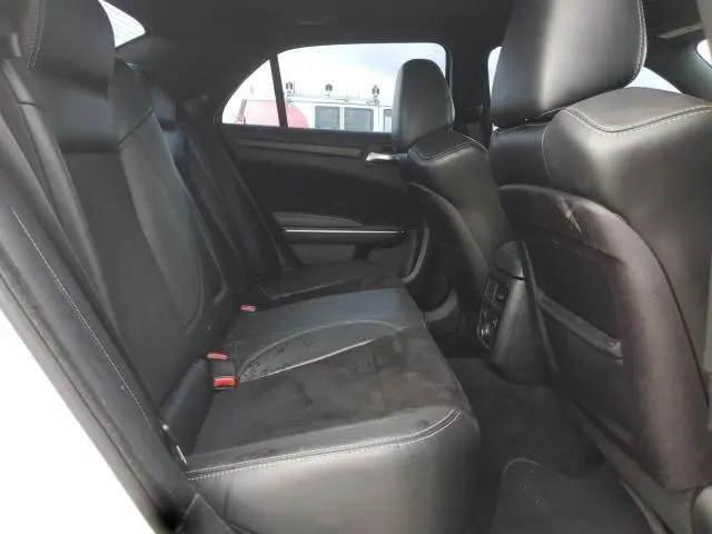 2012 CHRYSLER 300 SRT-8  