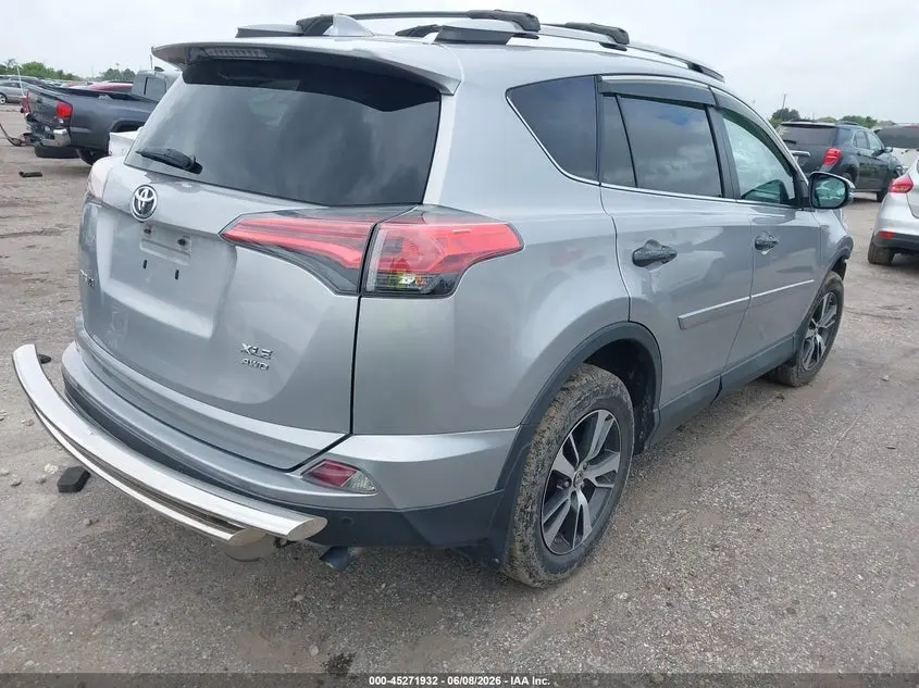2017 TOYOTA RAV4 XLE