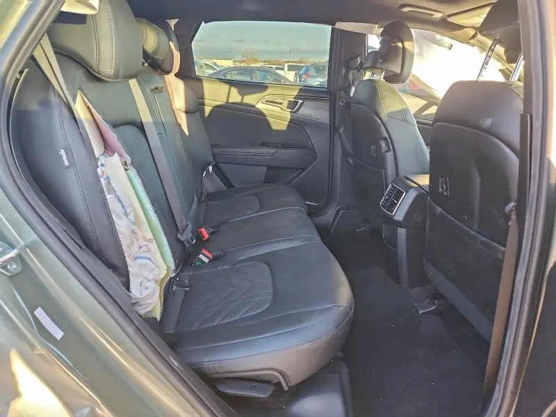 2025 KIA SPORTAGE X-LINE  