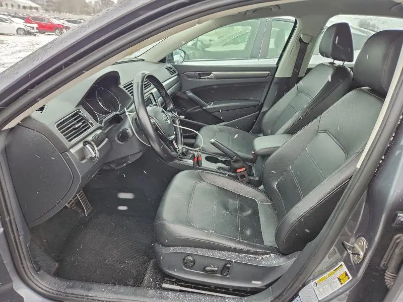 2017 VOLKSWAGEN PASSAT R-LINE  