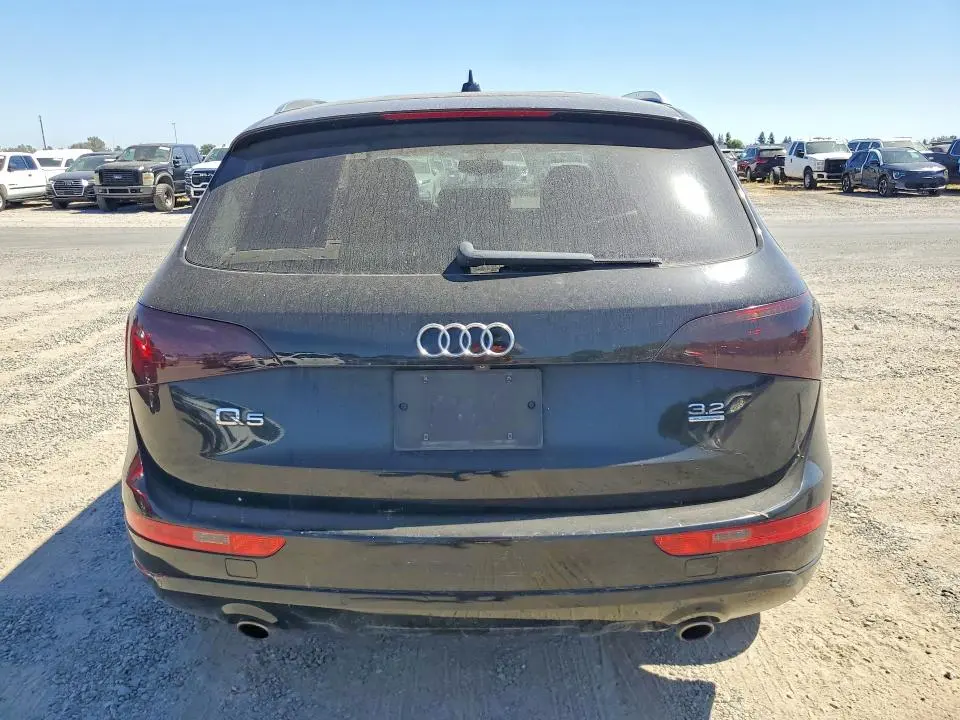 2010 AUDI Q5 PREMIUM PLUS  