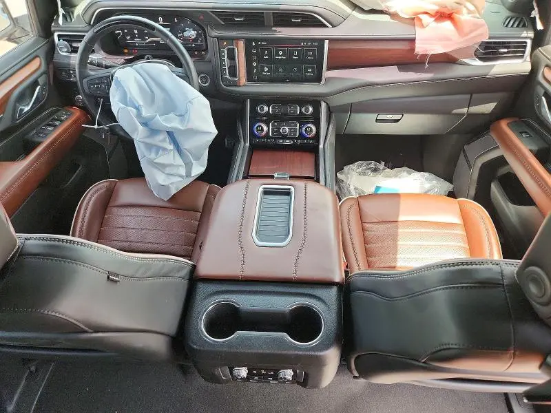 2024 GMC YUKON   