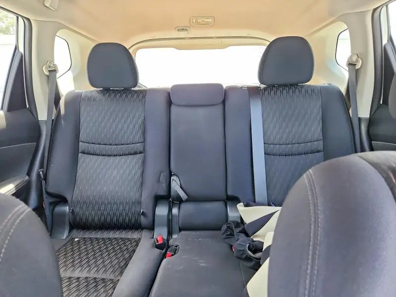 2017 NISSAN ROGUE S  