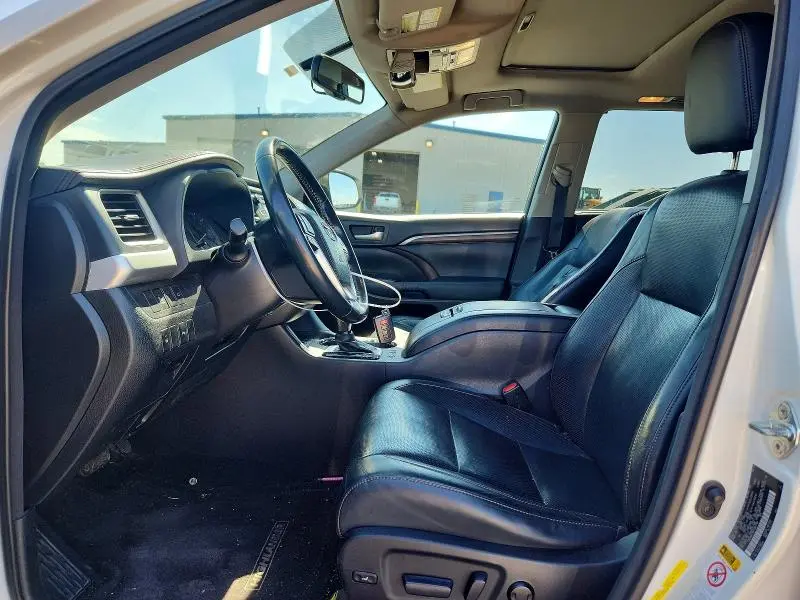 2015 TOYOTA HIGHLANDER LIMITED  