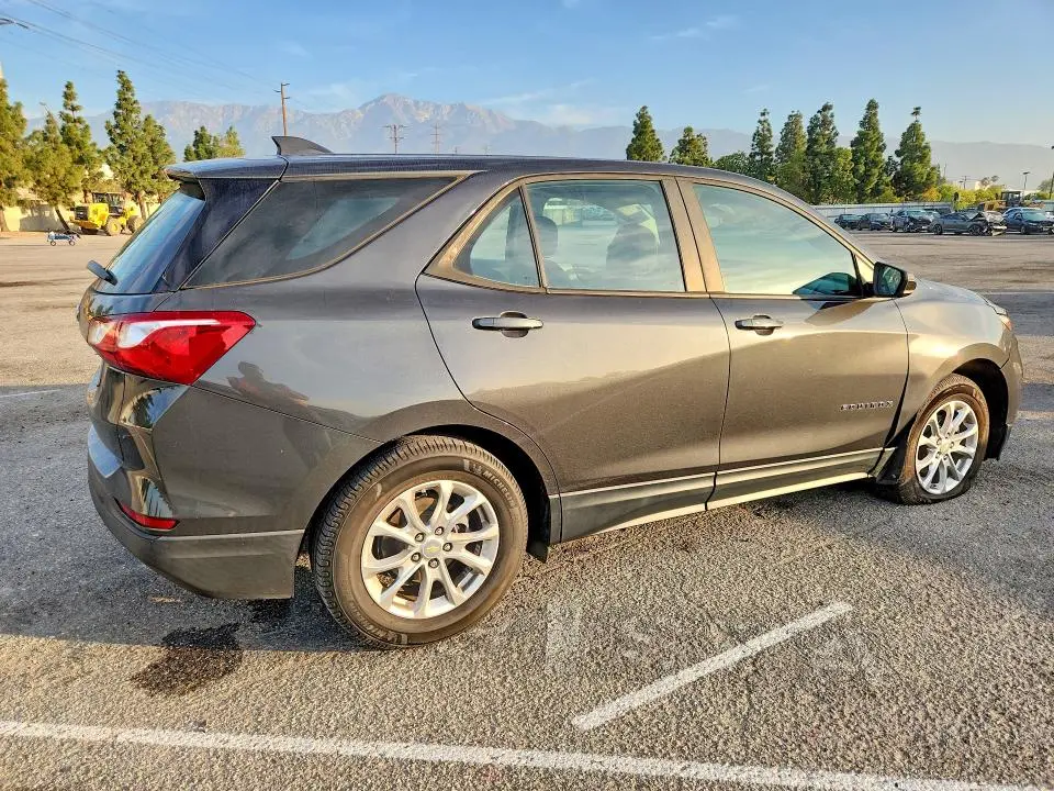 2020 CHEVROLET EQUINOX LS  