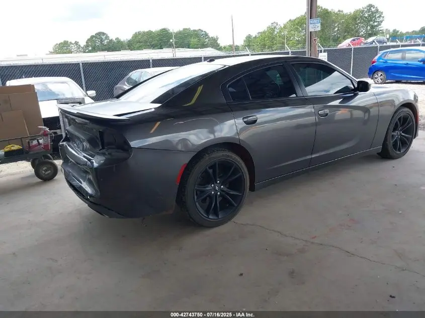 2018 DODGE CHARGER SXT RWD