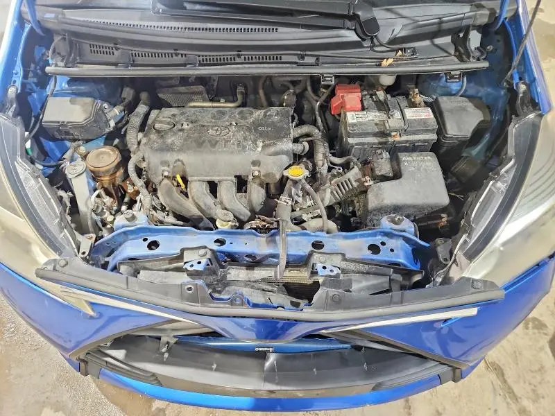 2015 TOYOTA YARIS 5-DOOR L  
