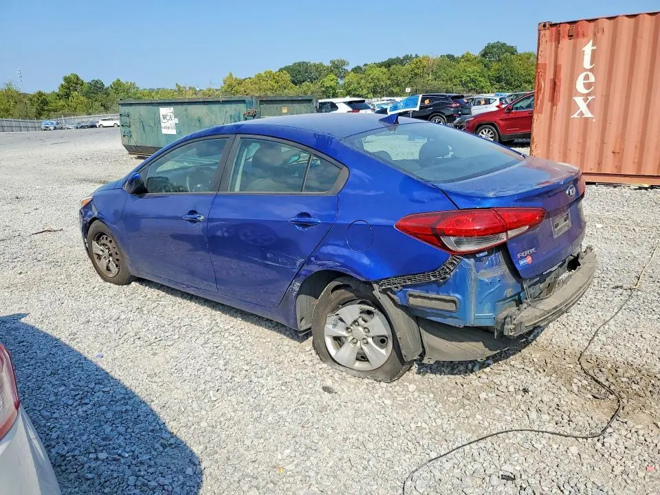 2017 KIA FORTE LX  