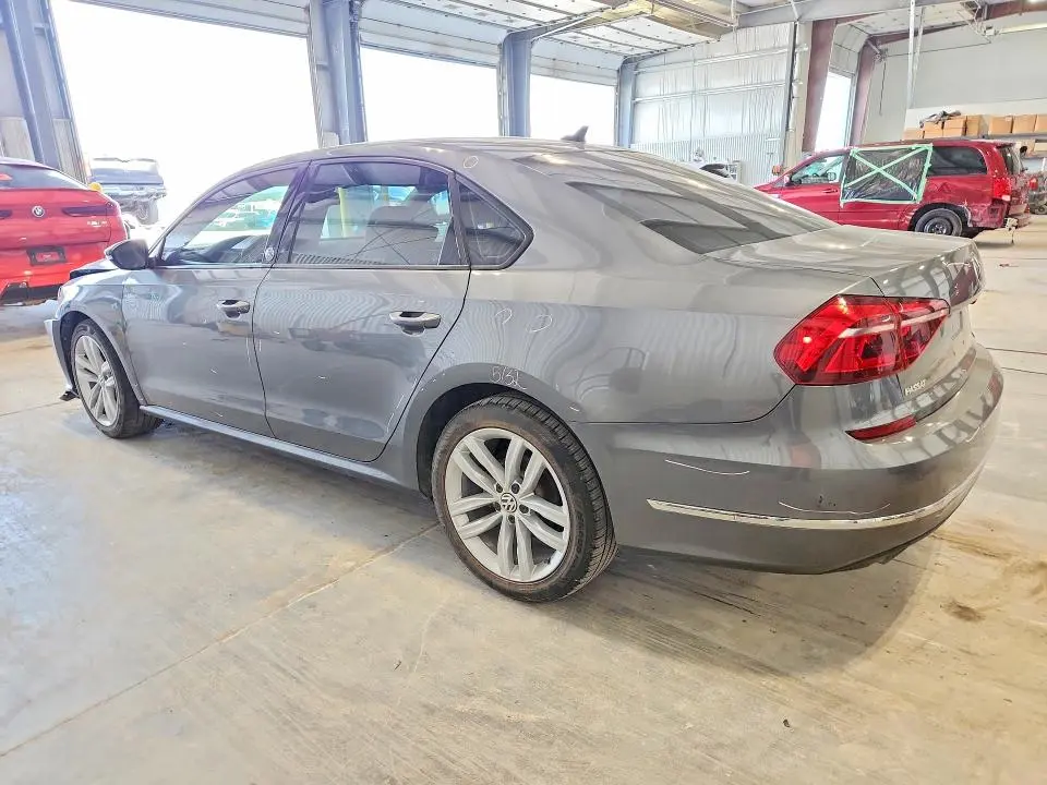 2019 VOLKSWAGEN PASSAT WOLFSBURG  