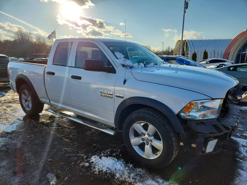 2013 RAM 1500 ST  