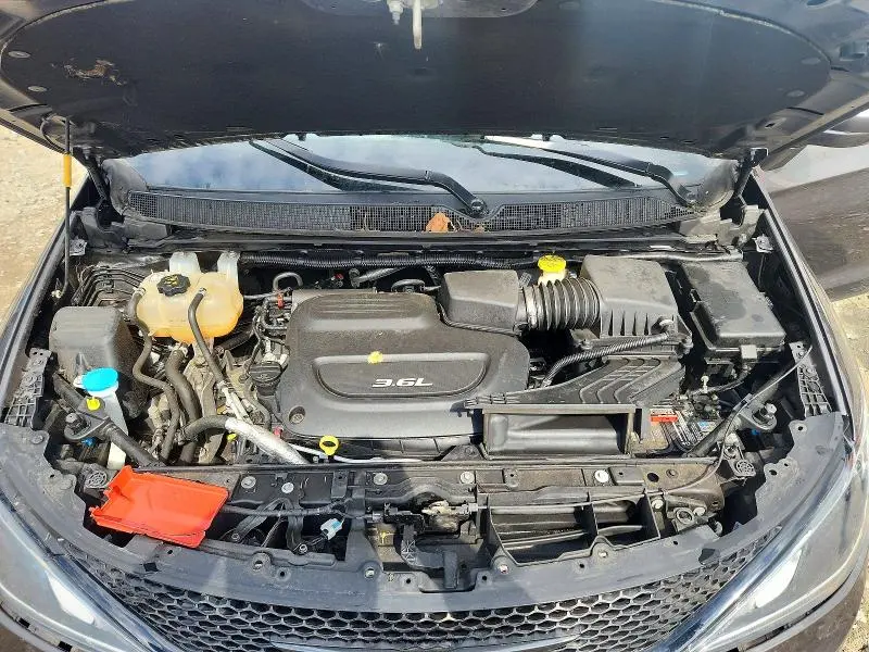 2018 CHRYSLER PACIFICA TOURING L PLUS  