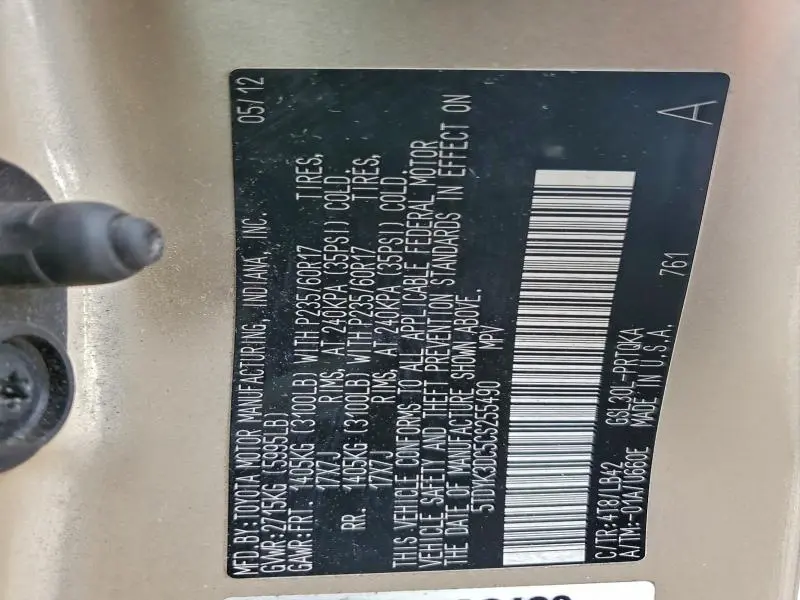 2012 TOYOTA SIENNA XLE  