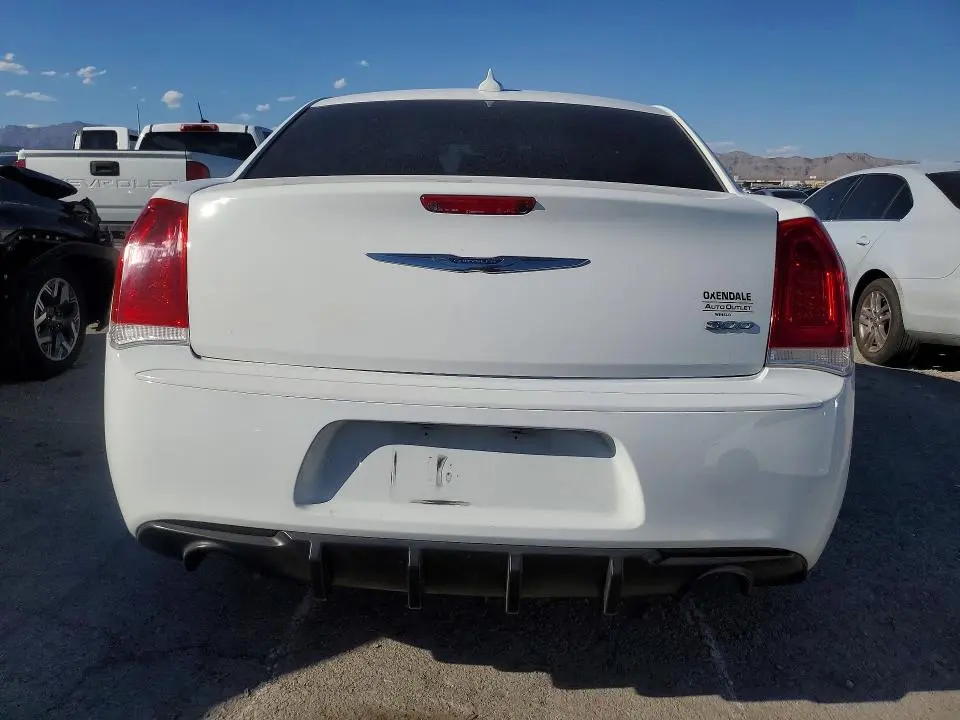 2018 CHRYSLER 300 LIMITED  