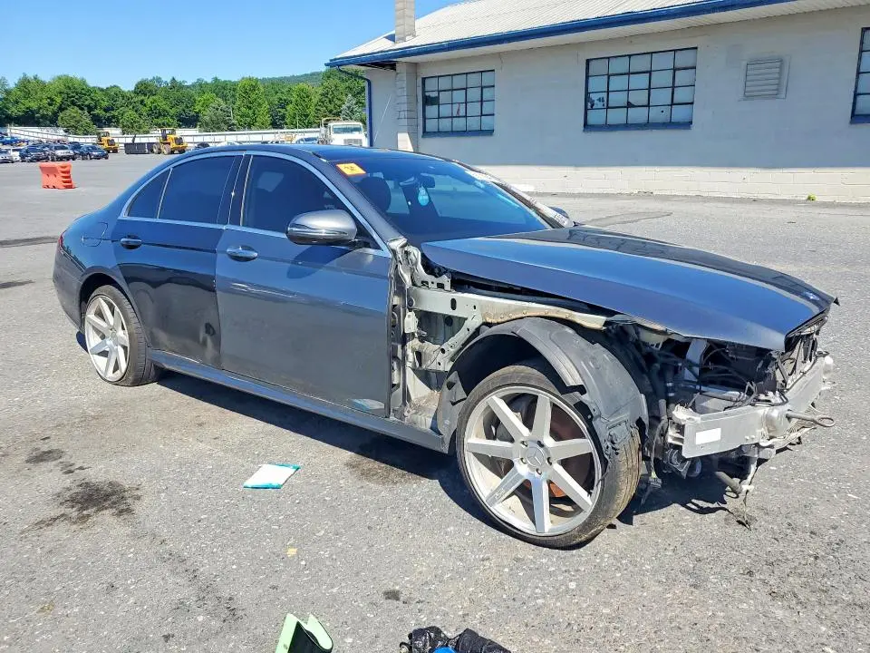 2017 MERCEDES-BENZ E 300 4MATIC  