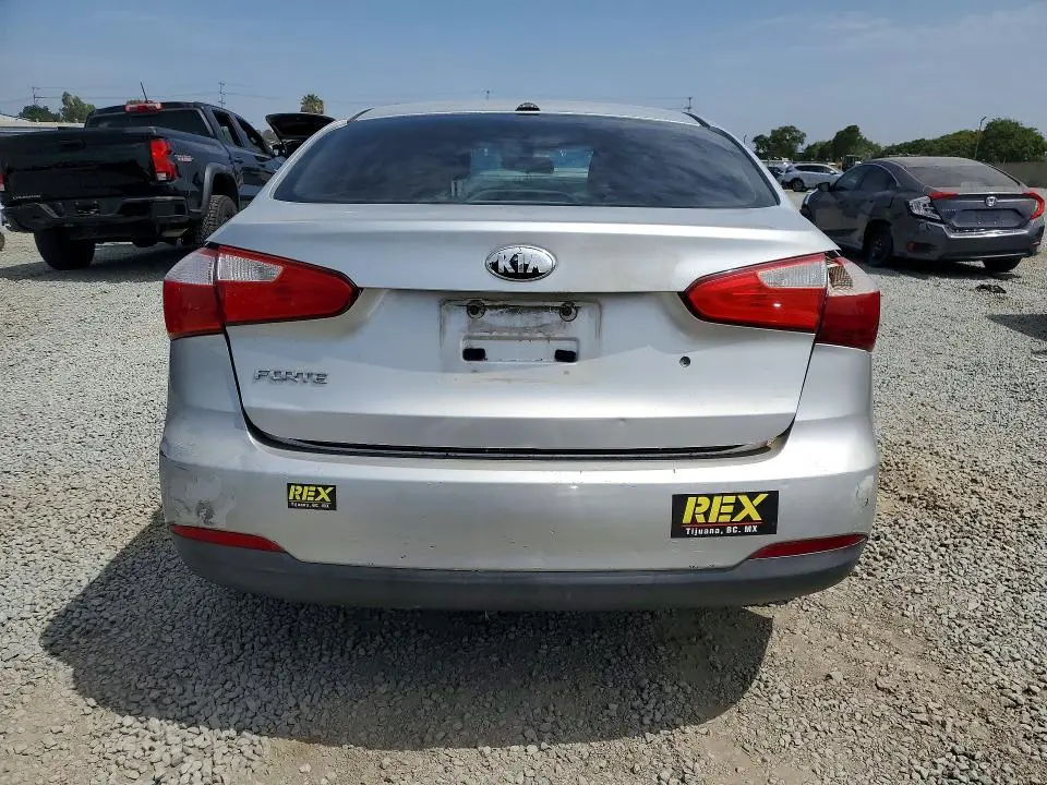 2014 KIA FORTE LX  