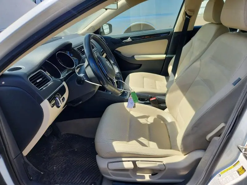 2016 VOLKSWAGEN JETTA SEL  
