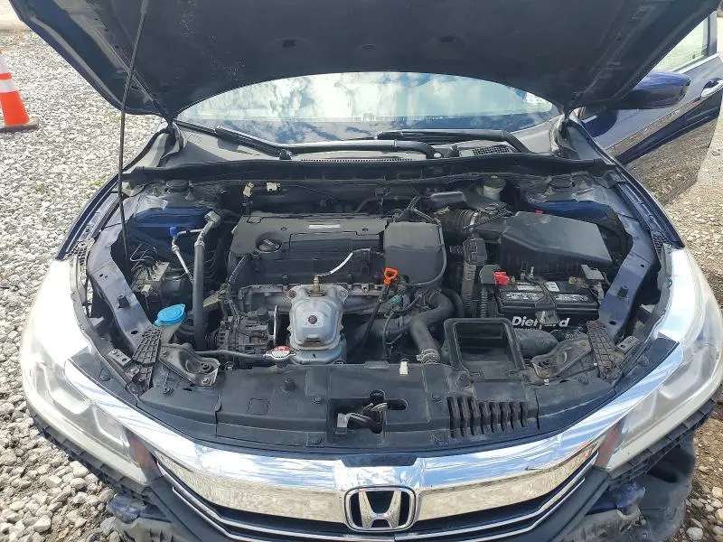 2017 HONDA ACCORD LX  