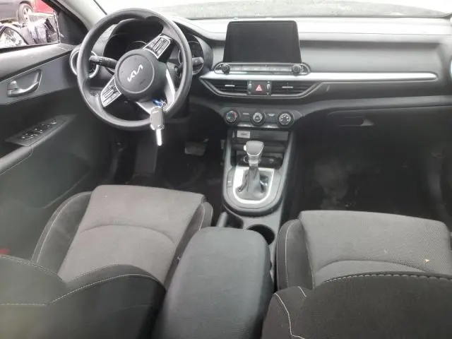 2024 KIA FORTE LX