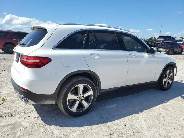 2019 MERCEDES-BENZ GLC 300  
