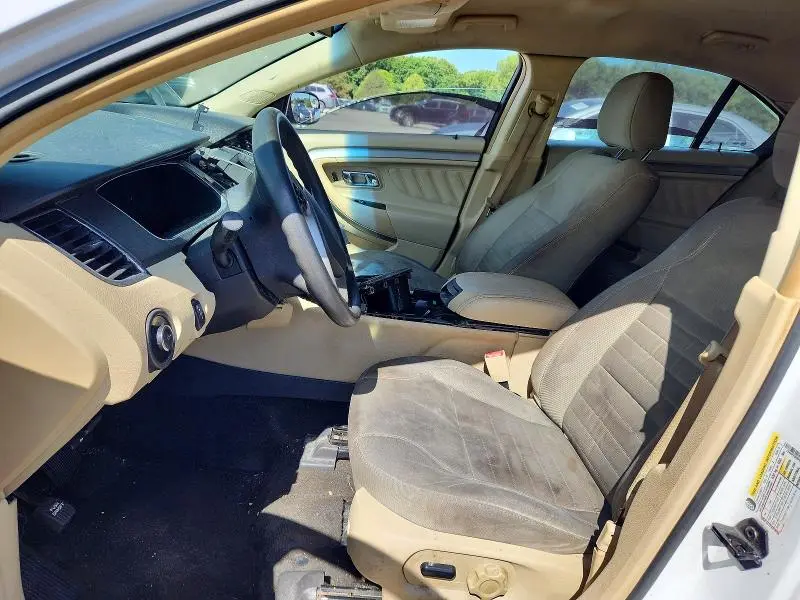 2015 FORD TAURUS SE  