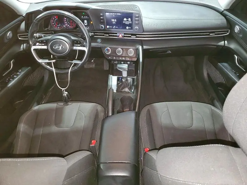 2021 HYUNDAI ELANTRA   