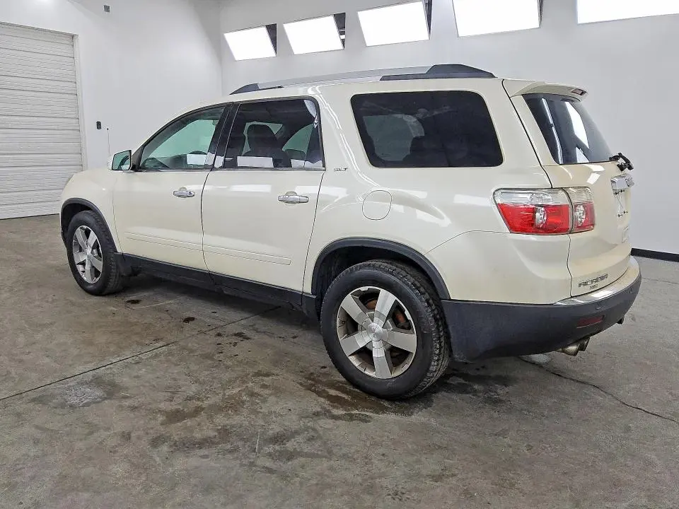 2010 GMC ACADIA SLT-1  