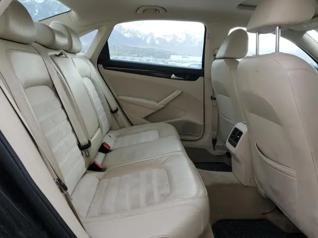 2015 VOLKSWAGEN PASSAT SEL