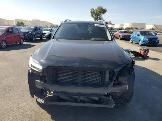 2017 VOLVO XC90 T6  