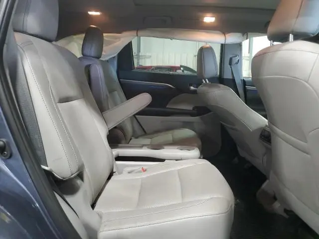 2019 TOYOTA HIGHLANDER LIMITED  