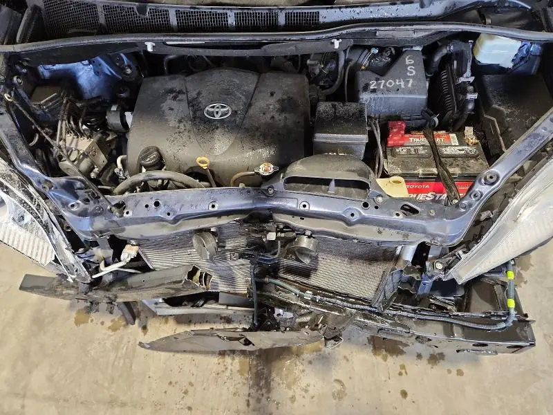 2020 TOYOTA SIENNA XLE 8-PASSENGER  