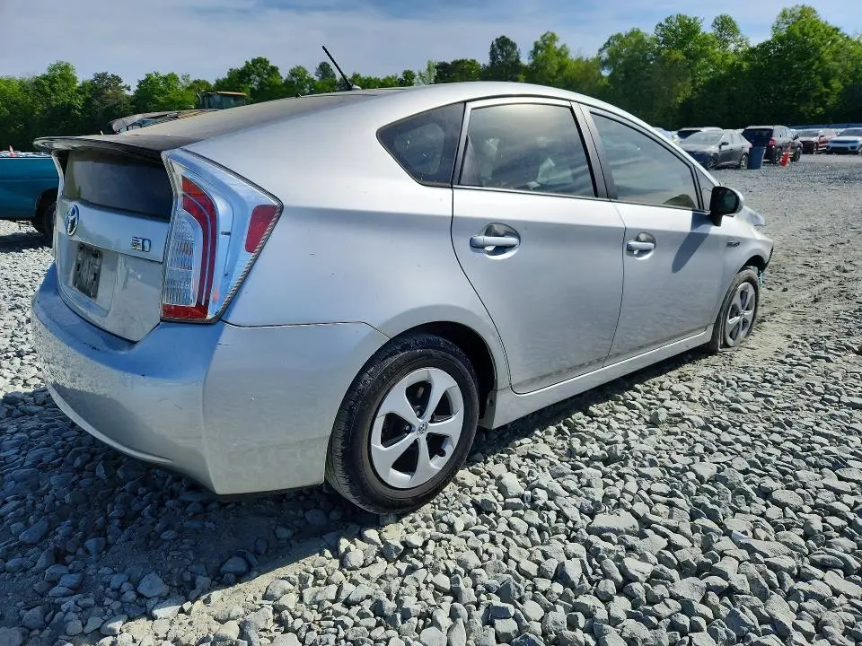 2012 TOYOTA PRIUS TWO  
