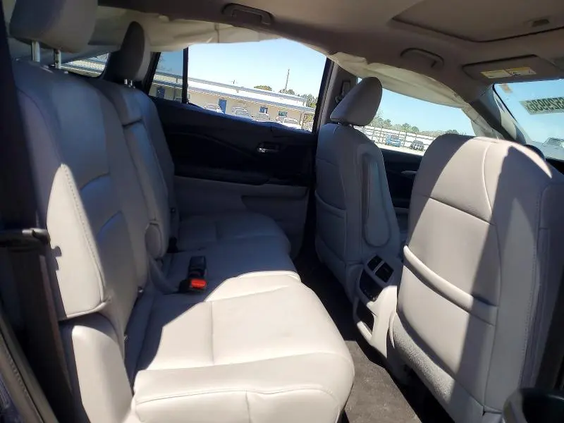 2017 HONDA PILOT EXL  