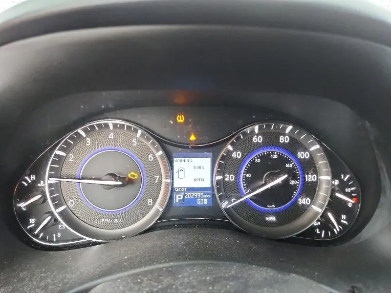 2016 INFINITI QX80 BASE  